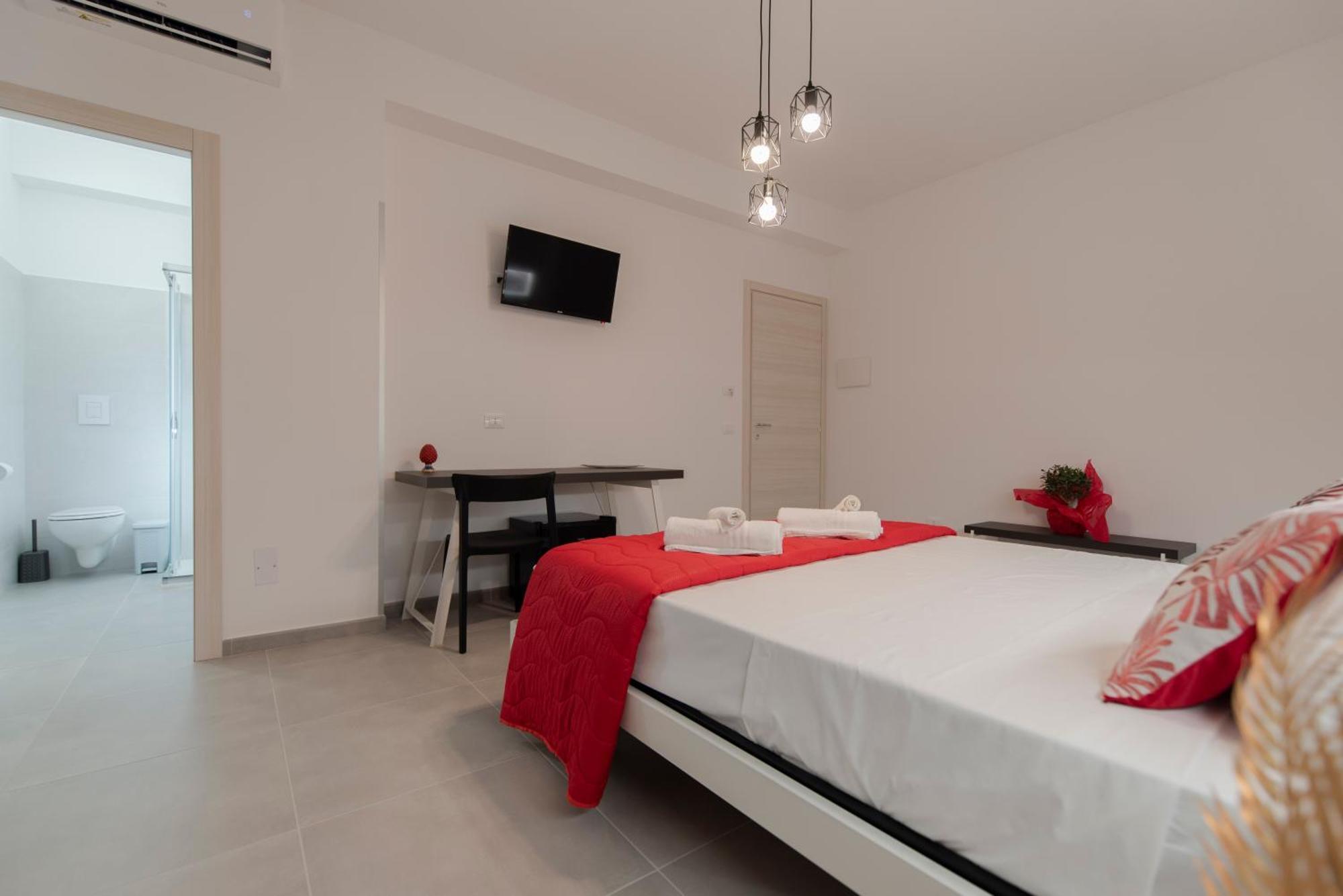 Bed And Breakfast Da Francesca Castelluzzo Exterior photo