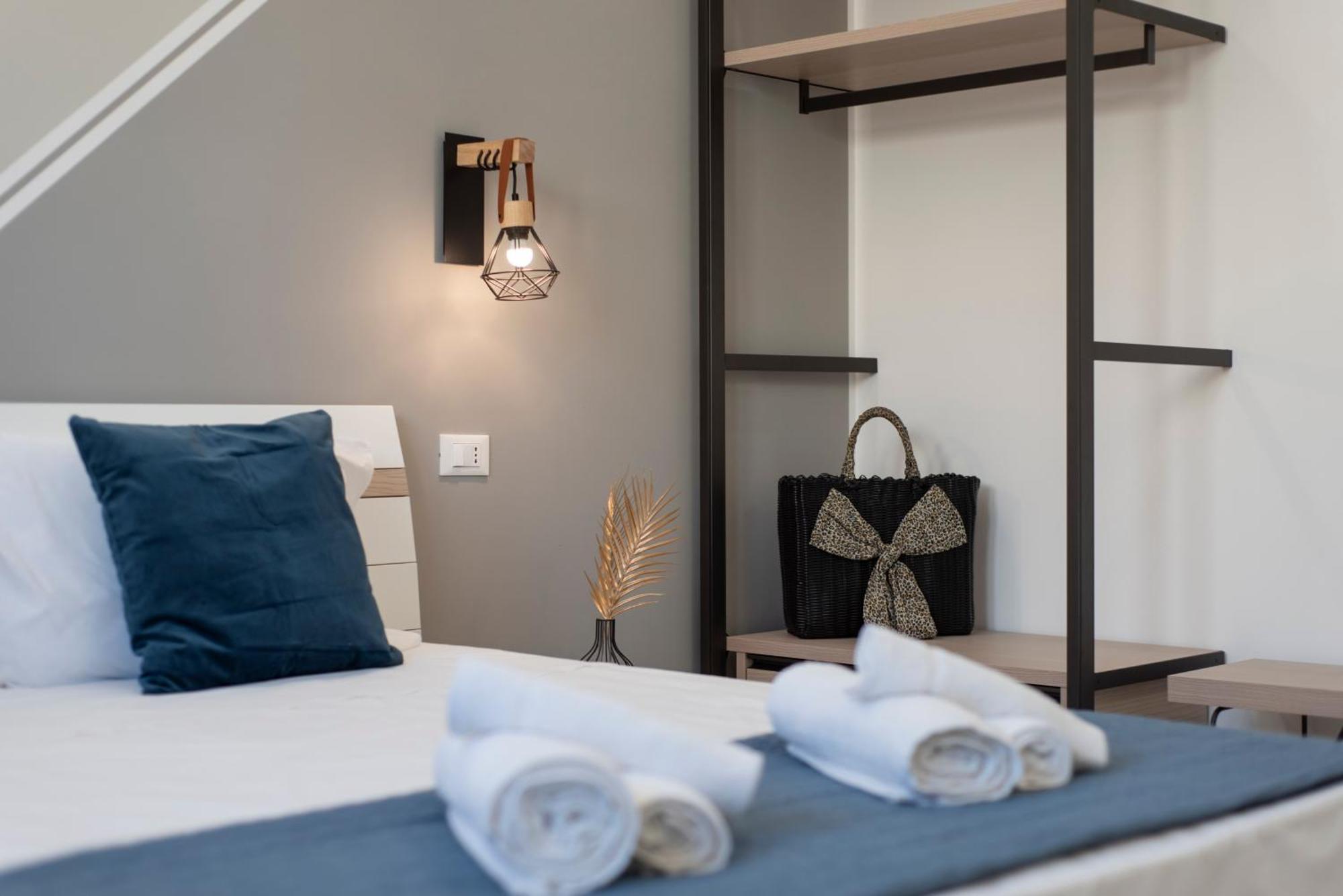 Bed And Breakfast Da Francesca Castelluzzo Exterior photo